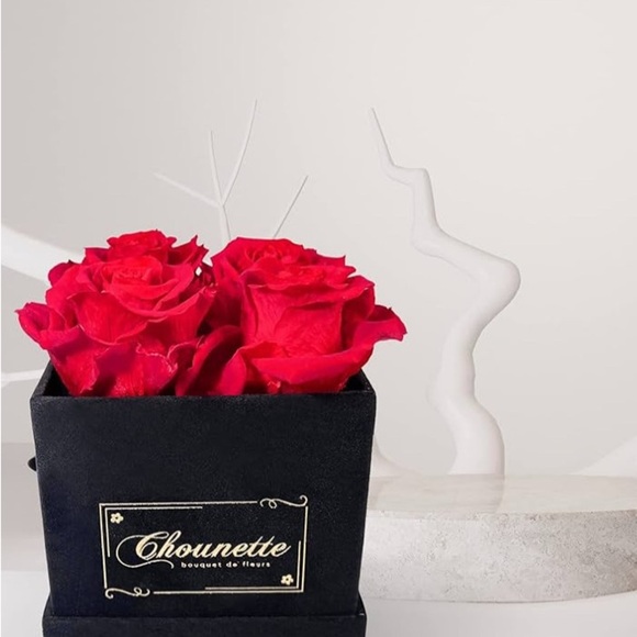 Chounette Black Box with Red Roses (038) - Picture 4 of 4
